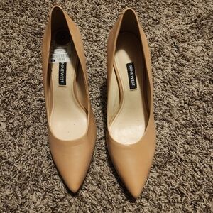 NEW women's Nine West Heels- Size 8